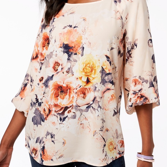 *SOLD* Charter Club Floral Blouson Sleeve Top - Picture 2 of 4